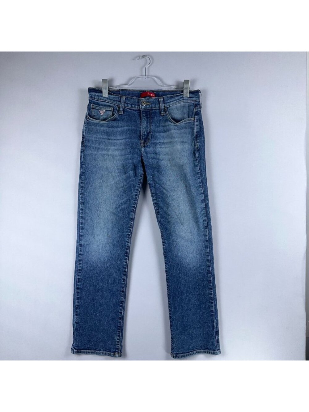 Guess Jeans Size 33x30 Straight Mid Rise Blue Light Wash Lincoln Slim Classic